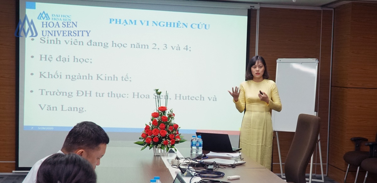 Châu Kim Phượng bảo vệ luận văn tốt nghiệp MBA trường các nhà cái uy tín siyanks
